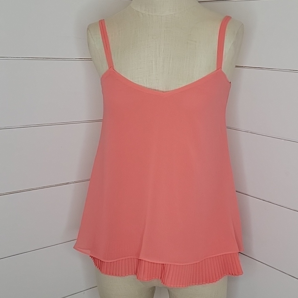 NWT White House Black Market xxs pink camisole pleated back
